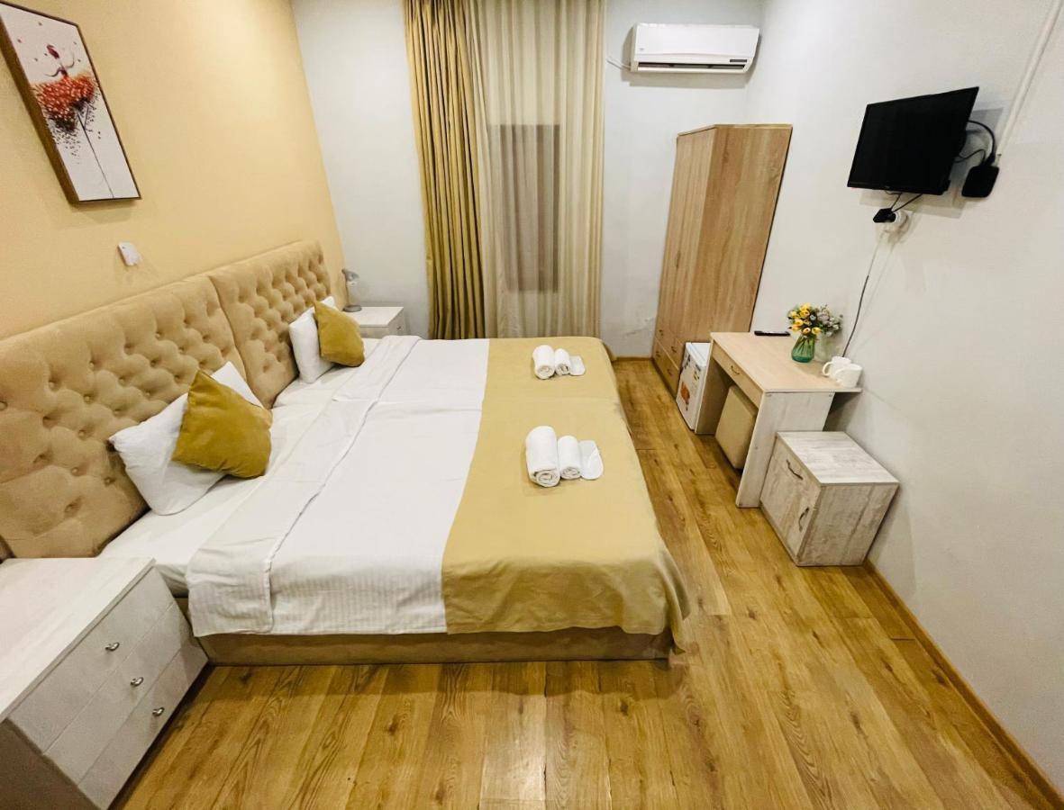 Book Hotel Tbilisi Zewnętrze zdjęcie