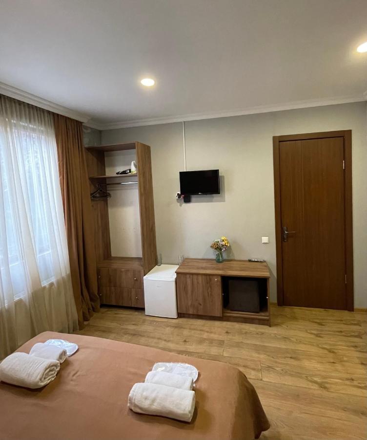 Book Hotel Tbilisi Zewnętrze zdjęcie