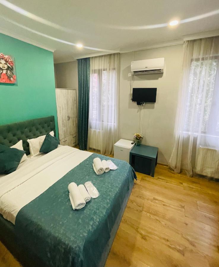 Book Hotel Tbilisi Zewnętrze zdjęcie