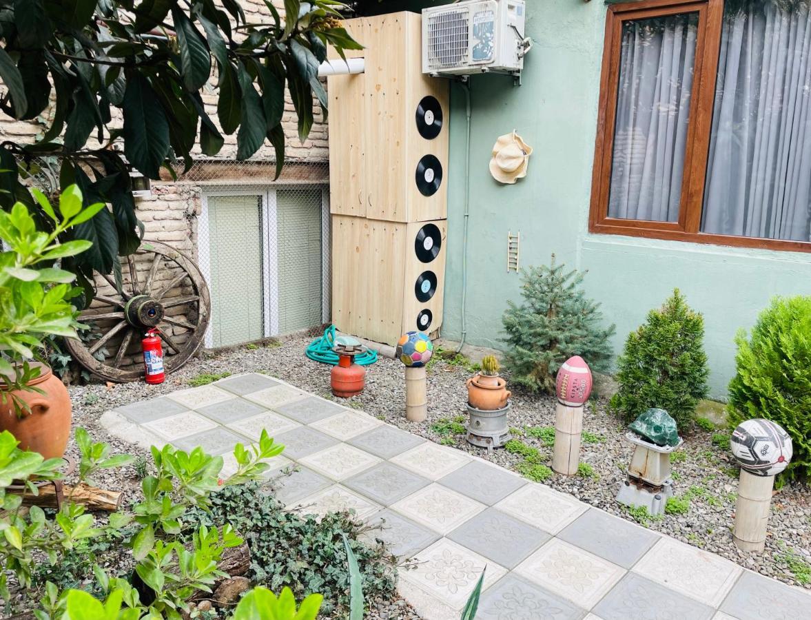 Book Hotel Tbilisi Zewnętrze zdjęcie
