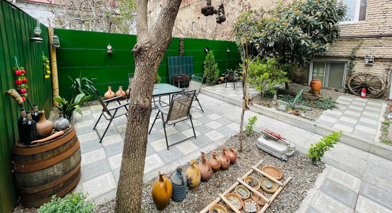 Book Hotel Tbilisi Zewnętrze zdjęcie